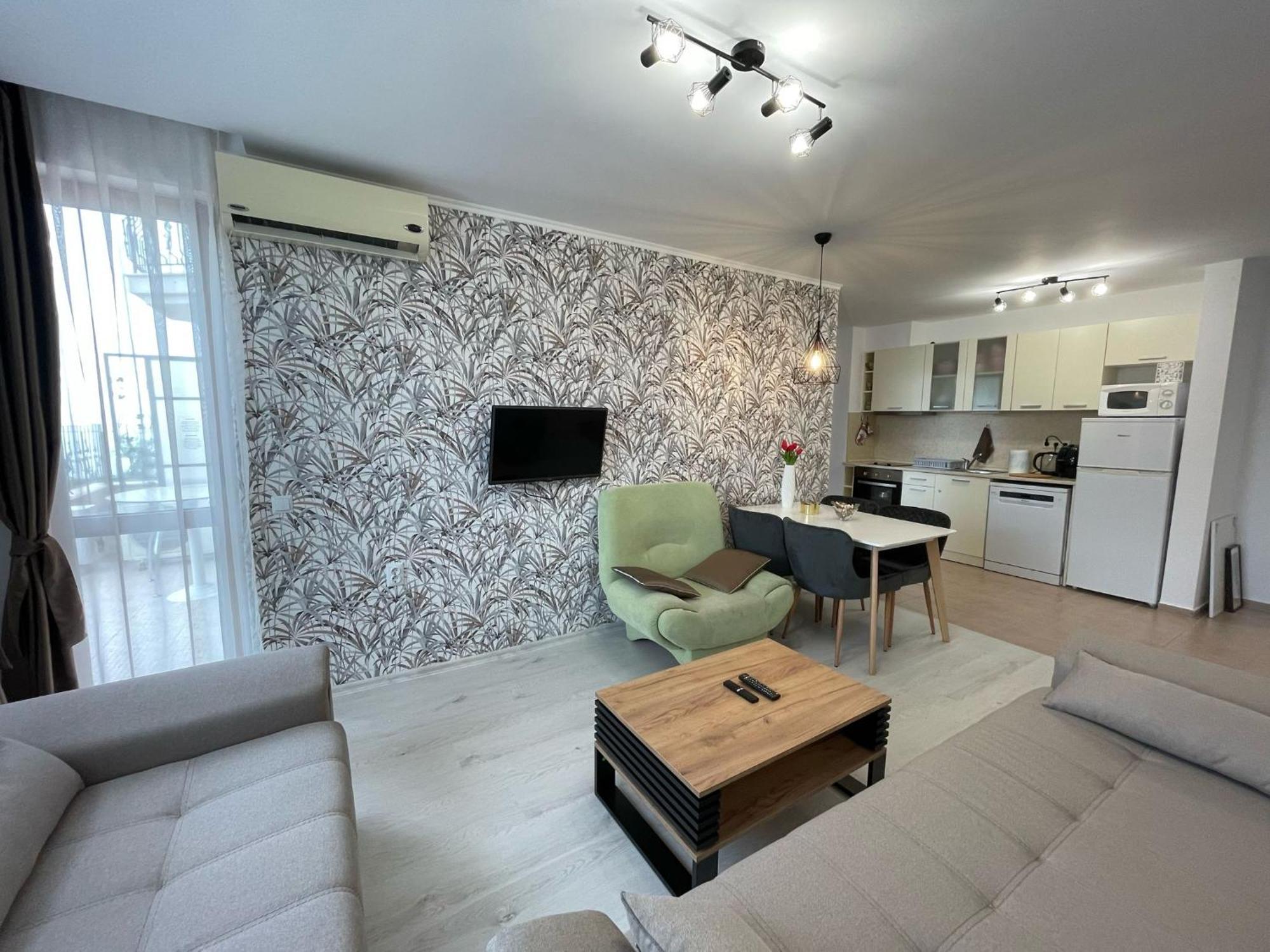 Prestige Fort Beach - Premium Apartments Свети Влас Екстериор снимка
